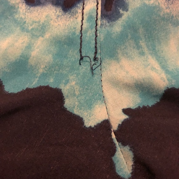 🌷 2/$25 Bundle of 5 GapFit Kids Quick-Dry Shorts - Picture 2 of 5